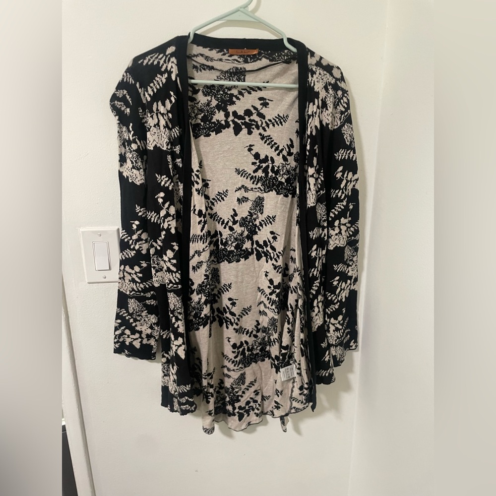 Belldini Black and Cream Floral Cardigan Large